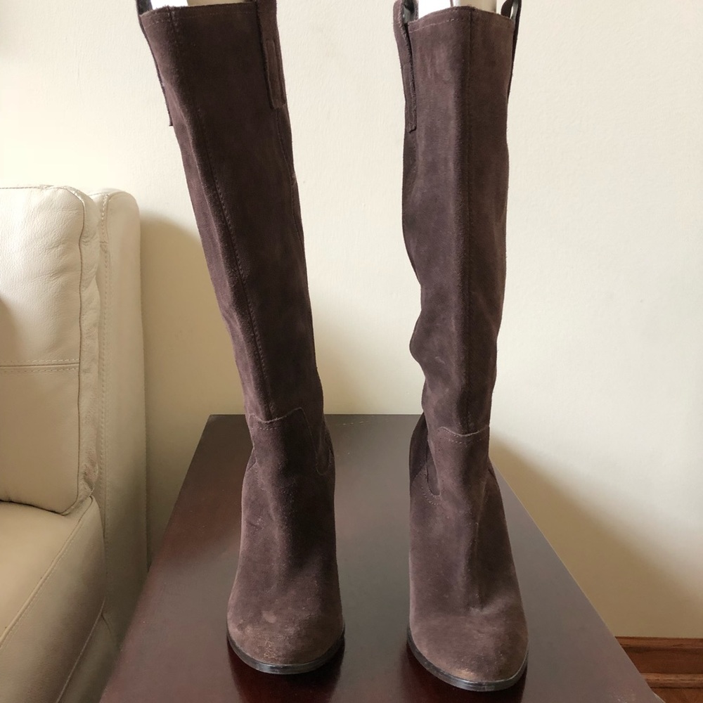 Dark brown tall suede boots. Carlos Santana.